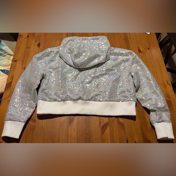 NWOT Peloton x Brittany Allen Silver Sequin Cropped Hoodie - Picture 4 of 5